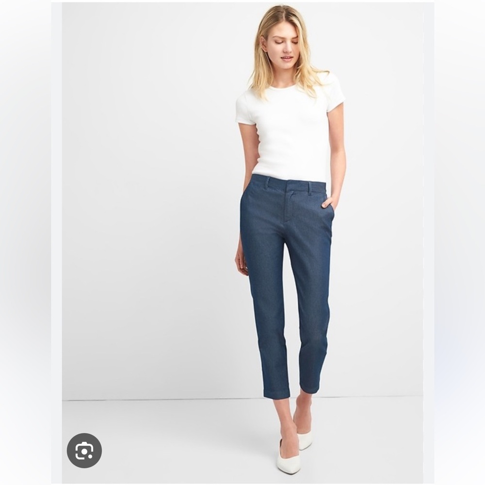 💕3/$25💕 GAP Slim City Crop Pants - Picture 2 of 8